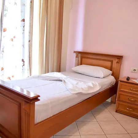 Geraldo Appartamento Gjirokastër